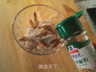 杏鲍菇荷兰豆炒虾球的做法步骤：4