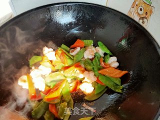 杏鲍菇荷兰豆炒虾球的做法步骤：16
