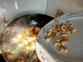 杏鲍菇荷兰豆炒虾球的做法步骤：18