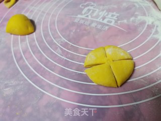 南瓜枣花馍的做法步骤：14