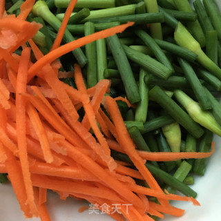 烧驴肉炒蒜苔的做法步骤：4
