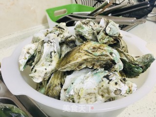 原味生蚝????????蒜蓉生蚝????的做法步骤：2