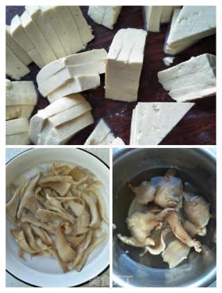 鲍鱼菇烧豆腐的做法步骤：2