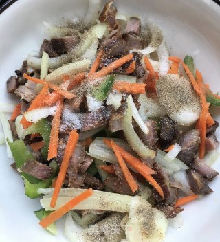 “米饭”米饭烧驴肉披萨的做法步骤：9