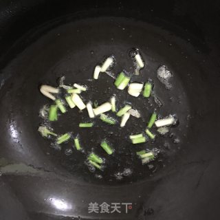 香葱焖粉薯的做法步骤：4