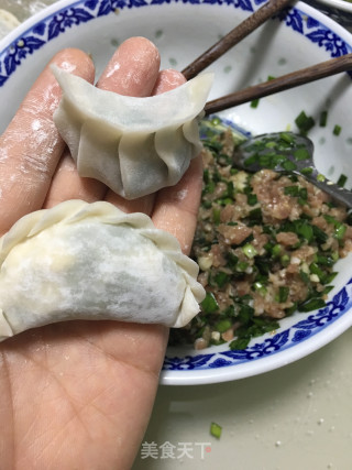 香煎韭菜饺子的做法步骤：3