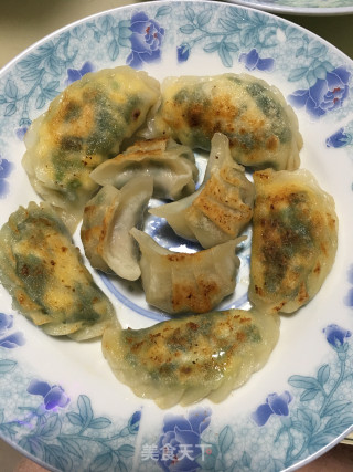香煎韭菜饺子的做法步骤：6