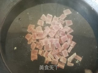 花菜炒火腿丁的做法步骤：4