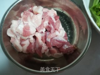 五花肉炒贡菜干的做法步骤：2