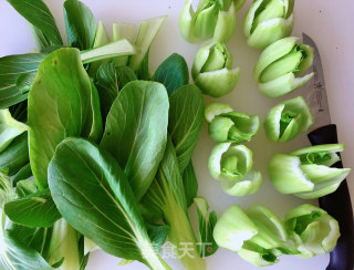 香菇扒油菜的做法步骤：2