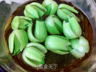 香菇扒油菜的做法步骤：5
