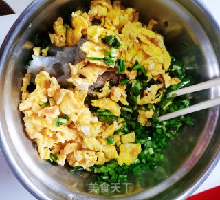 筋饼韭菜盒子的做法步骤：7