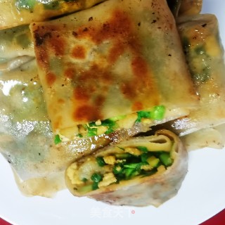 筋饼韭菜盒子的做法步骤：17