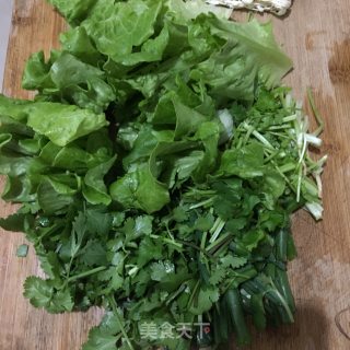 香葱时蔬柴鸡蛋汤面的做法步骤：6