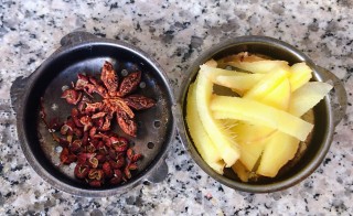 白果炖鸡的做法步骤：4