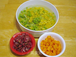 铁锅腊肠蔬菜饭--米饭的做法步骤：1