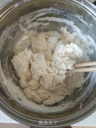 制作暄软馒头的做法步骤：1