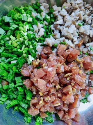 蘑菇韭菜猪肉水饺的做法步骤：6