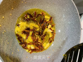 炝炒小青菜的做法步骤：2