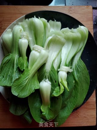 虾皮炒菜梗的做法步骤：3