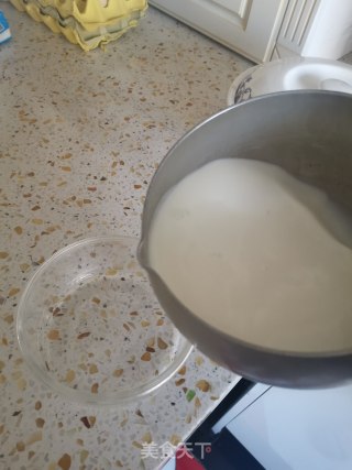双皮奶的做法步骤：9