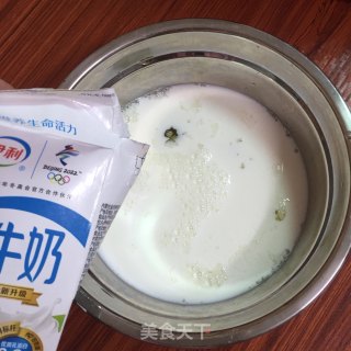 草莓双皮奶的做法步骤：3