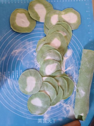 翡翠饺子的做法步骤：13