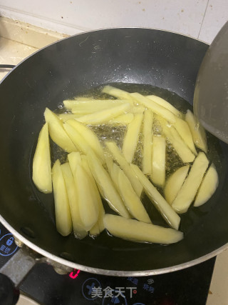 干煸豆角土豆的做法步骤：1