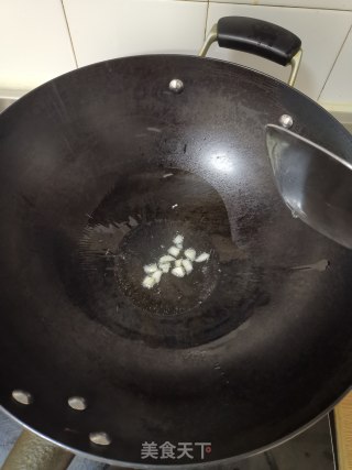 清炒茼蒿菜的做法步骤：5