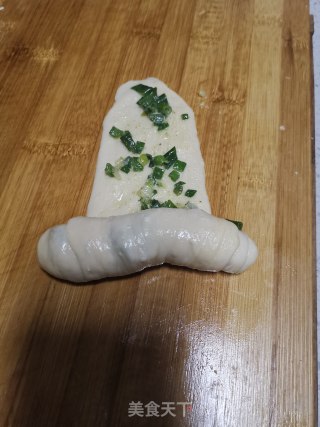 葱花饼的做法步骤：5