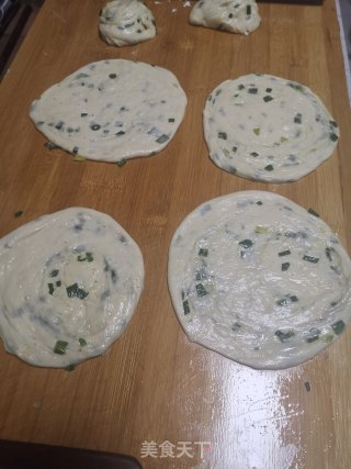 葱花饼的做法步骤：9