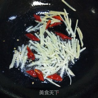 香焖小黄鱼的做法步骤：6