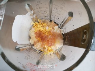 银耳小米羹的做法步骤：5