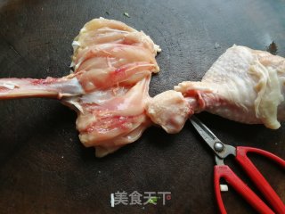 黑椒鸡腿饭的做法步骤：1
