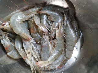 时蔬炒虾的做法步骤：2