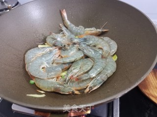 时蔬炒虾的做法步骤：5