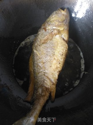 红烧黄花鱼的做法步骤：5