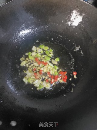 红烧黄花鱼的做法步骤：8