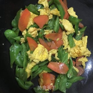 柴鸡蛋炒青椒胡萝卜的做法步骤：8