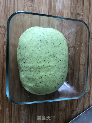 菠菜面的做法步骤：1