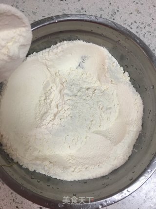 鸡蛋饼的做法步骤：1