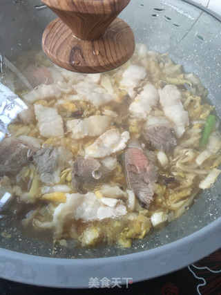 猪肉粉条炖酸菜的做法步骤：20