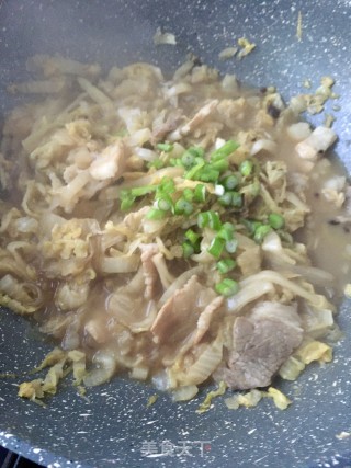 猪肉粉条炖酸菜的做法步骤：25