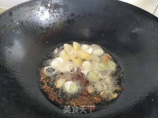 香菇粉皮鸡的做法步骤：3