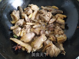 香菇粉皮鸡的做法步骤：4