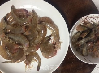 蒜蓉蒸虾的做法步骤：1