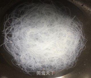 蒜蓉蒸虾的做法步骤：3