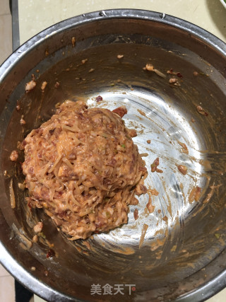 萝卜丝肉丸子的做法步骤：2