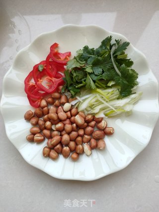 脆黄瓜拌豆皮的做法步骤：6