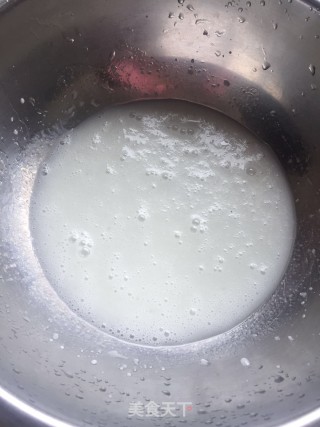 10寸戚风蛋糕的做法步骤：2